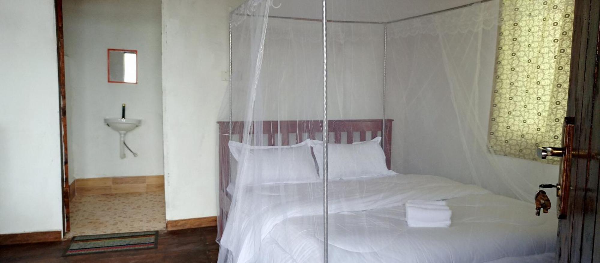 Ruhija Gorilla Guest House Kabale Bagian luar foto